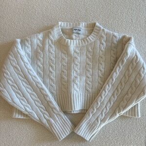 Chunky Cable Knit Cropped Sweater - Cream